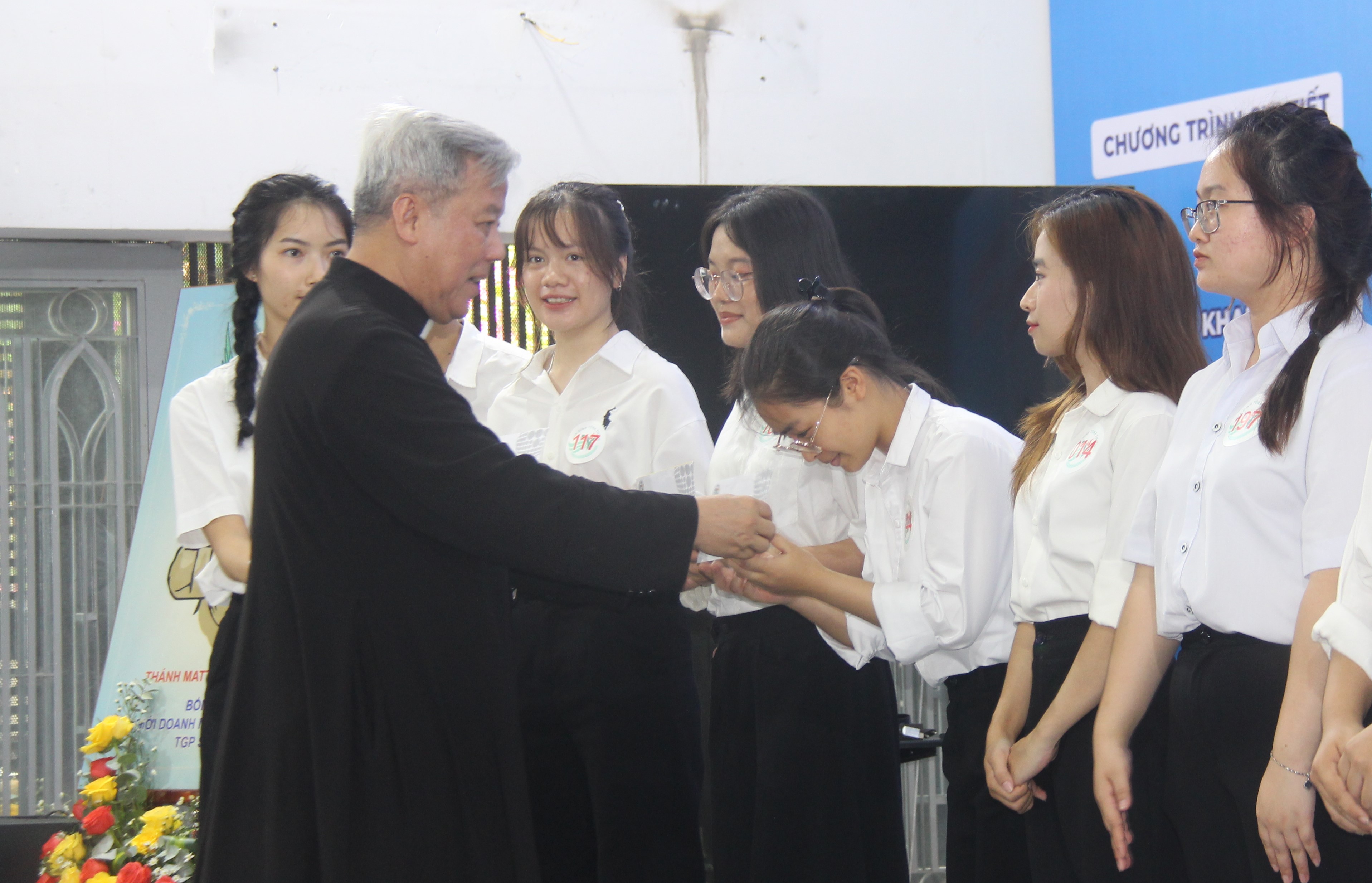 Trao học bổng Tôma Thiện cho 216 sinh viên